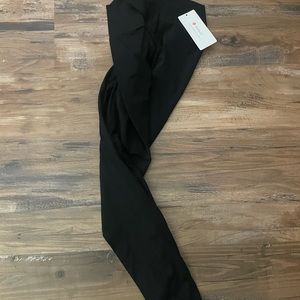Heynut black workout leggings